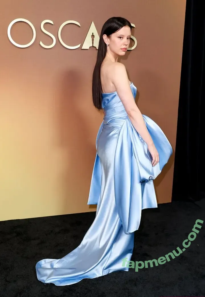 Mia Goth nude photo #0567 (goth.mia / officalmiagoth)