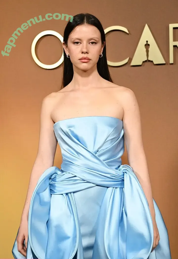 Mia Goth nude photo #0571 (goth.mia / officalmiagoth)