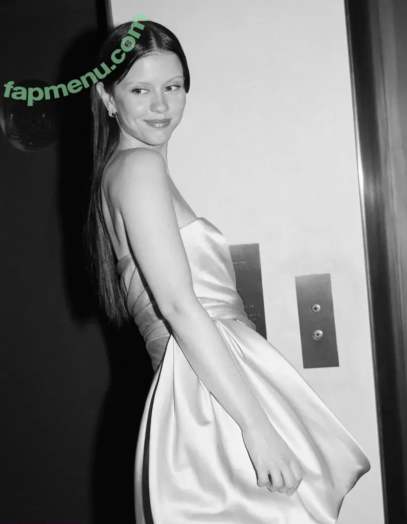 Mia Goth nude photo #0584 (goth.mia / officalmiagoth)