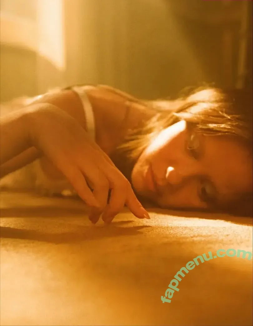 Mia Goth nude photo #0591 (goth.mia / officalmiagoth)