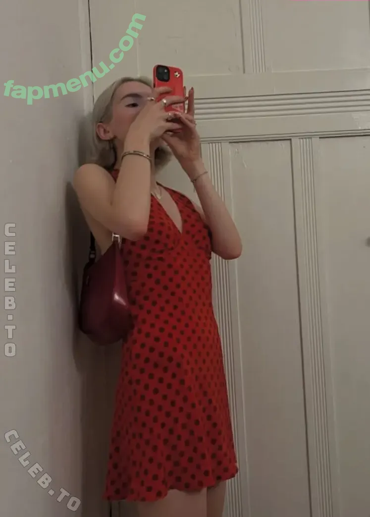 Mia Guethe nude photo #0046 (hsviftie / miaguethe)