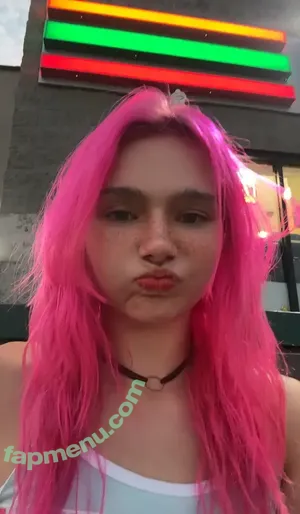 Mia Kay / mia.kay / miakay_thebrat nude photo #0554