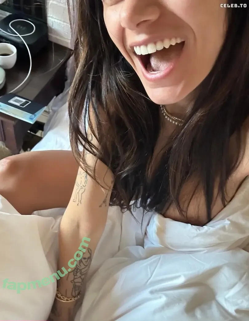 Mia Khalifa nude photo #0045 (miakhalifa)