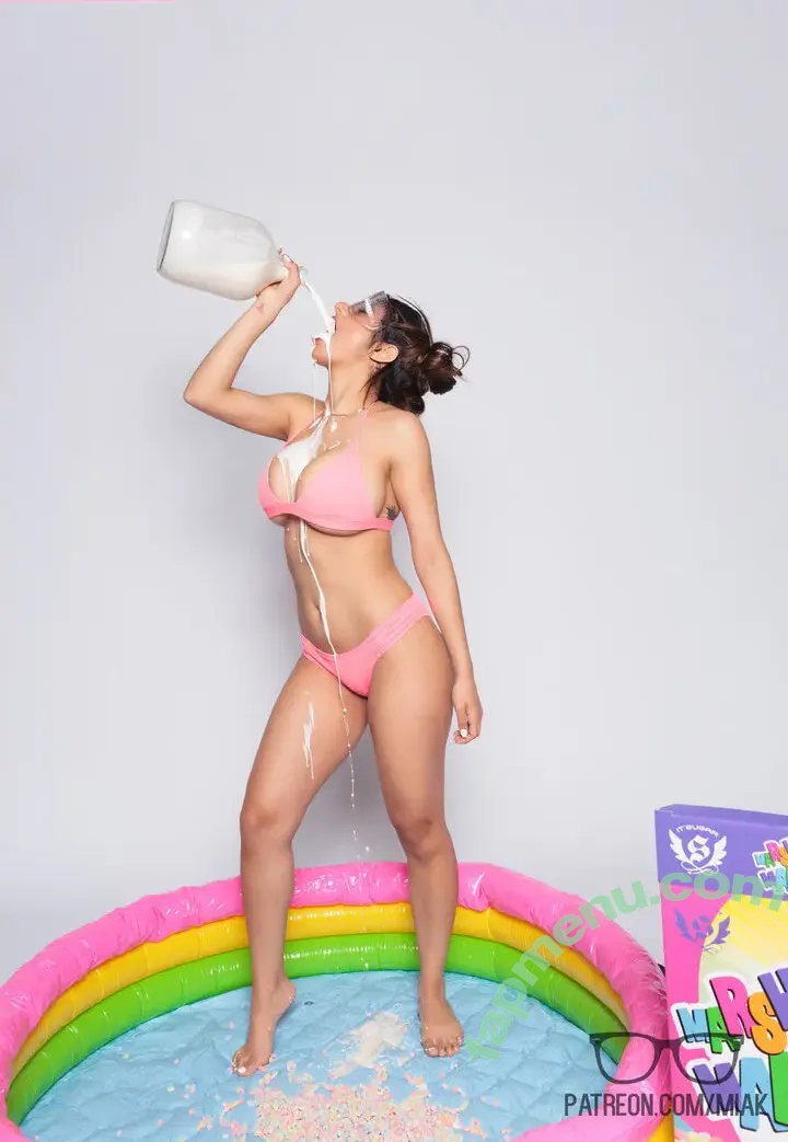 Mia Khalifa nude photo #0312 (miakhalifa)