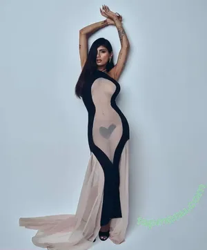 Mia Khalifa / miakhalifa nude photo #0038