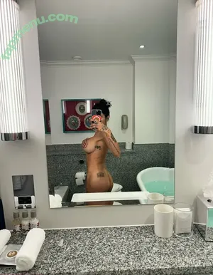 Mia Khalifa / miakhalifa nude photo #0286