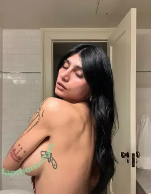 Mia Khalifa / miakhalifa nude photo #0430