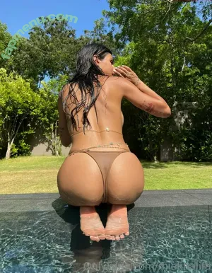 Mia Khalifa / miakhalifa nude photo #0816