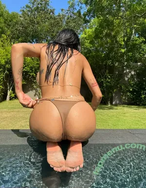 Mia Khalifa / miakhalifa nude photo #0820