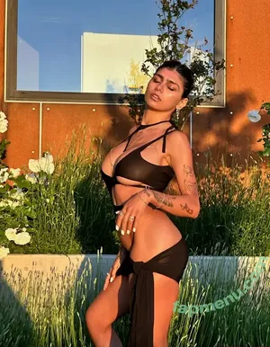 Mia Khalifa / miakhalifa nude photo #0917