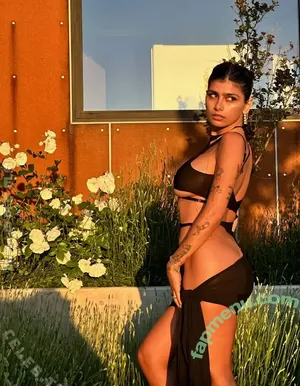 Mia Khalifa / miakhalifa nude photo #0989