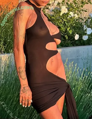 Mia Khalifa / miakhalifa nude photo #0997