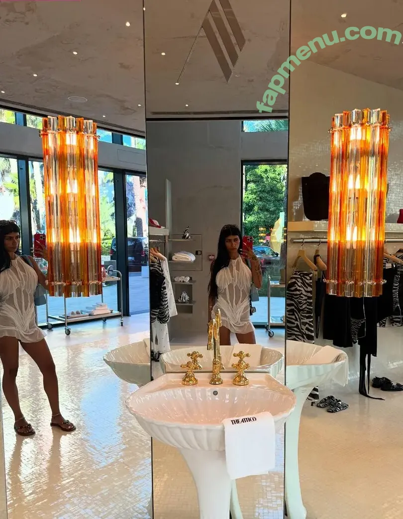 Mia Khalifa nude photo #0212 (miakhalifa)