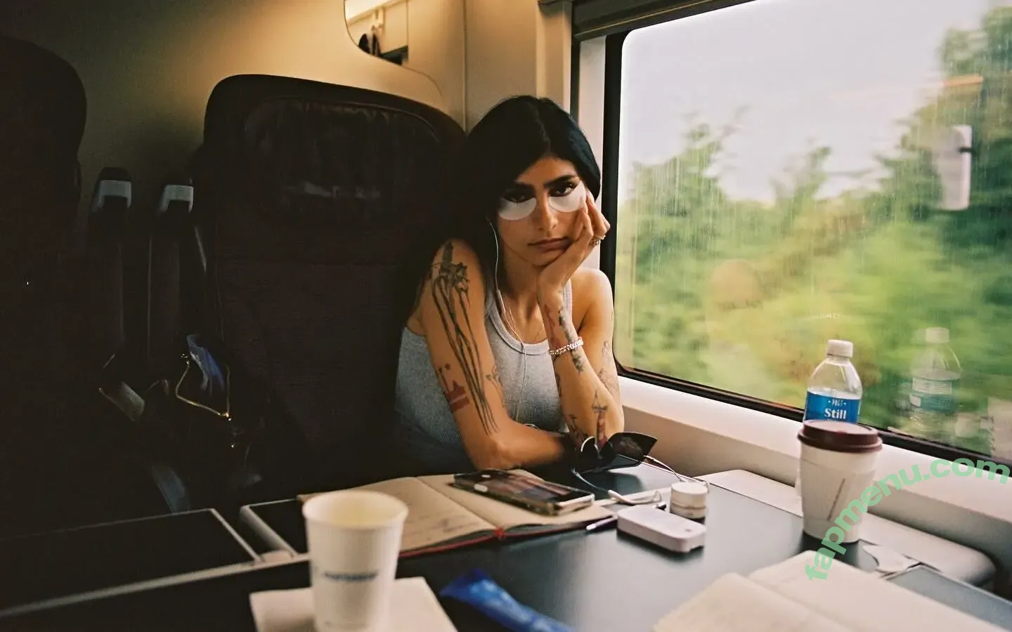 Mia Khalifa nude photo #0295 (miakhalifa)