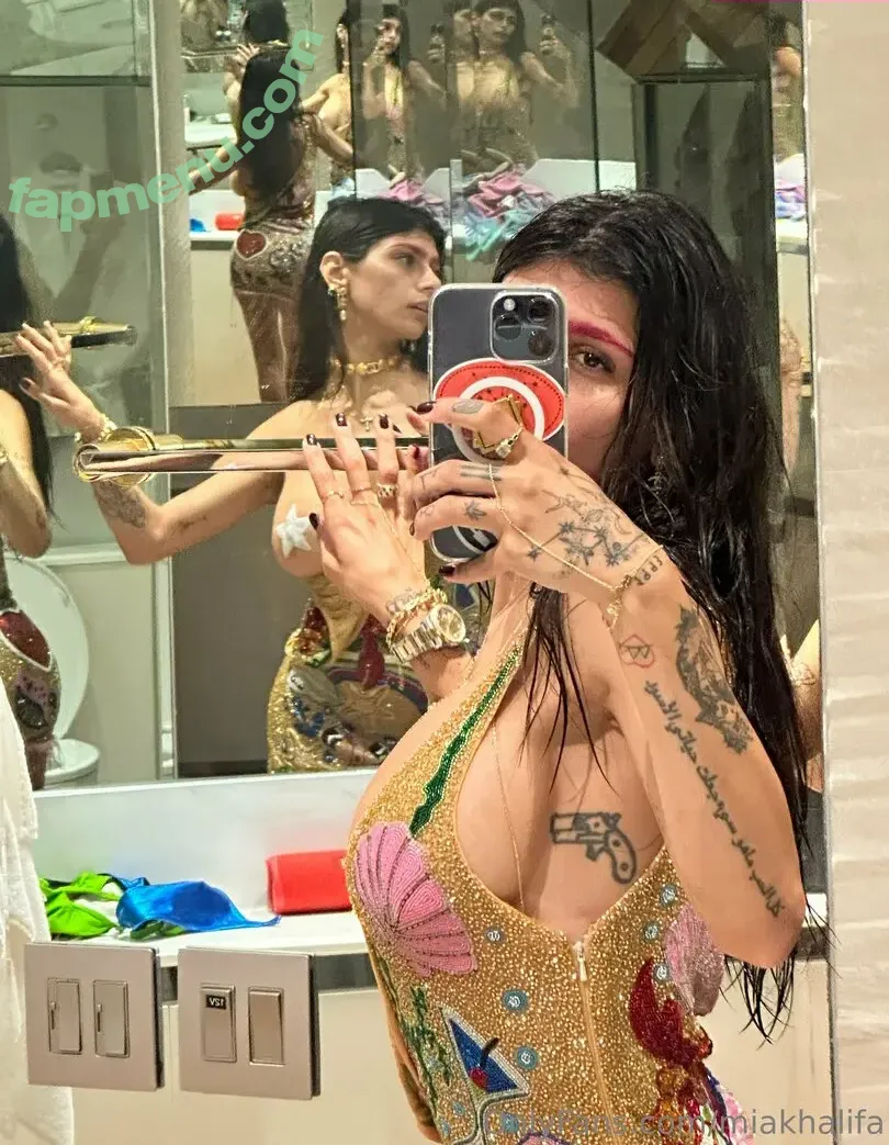 Mia Khalifa nude photo #0357 (miakhalifa)