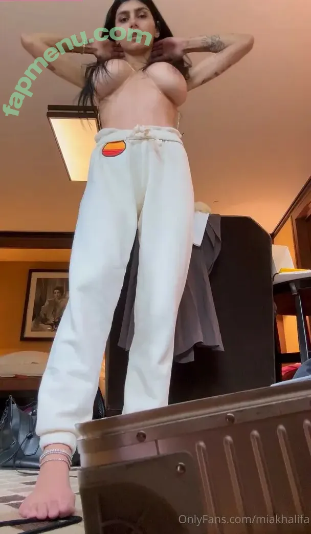 Mia Khalifa nude photo #0726 (miakhalifa)