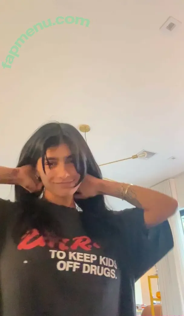 Mia Khalifa nude photo #0763 (miakhalifa)