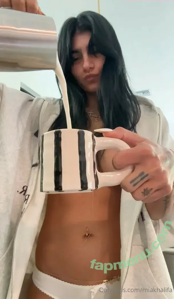 Mia Khalifa nude photo #0791 (miakhalifa)