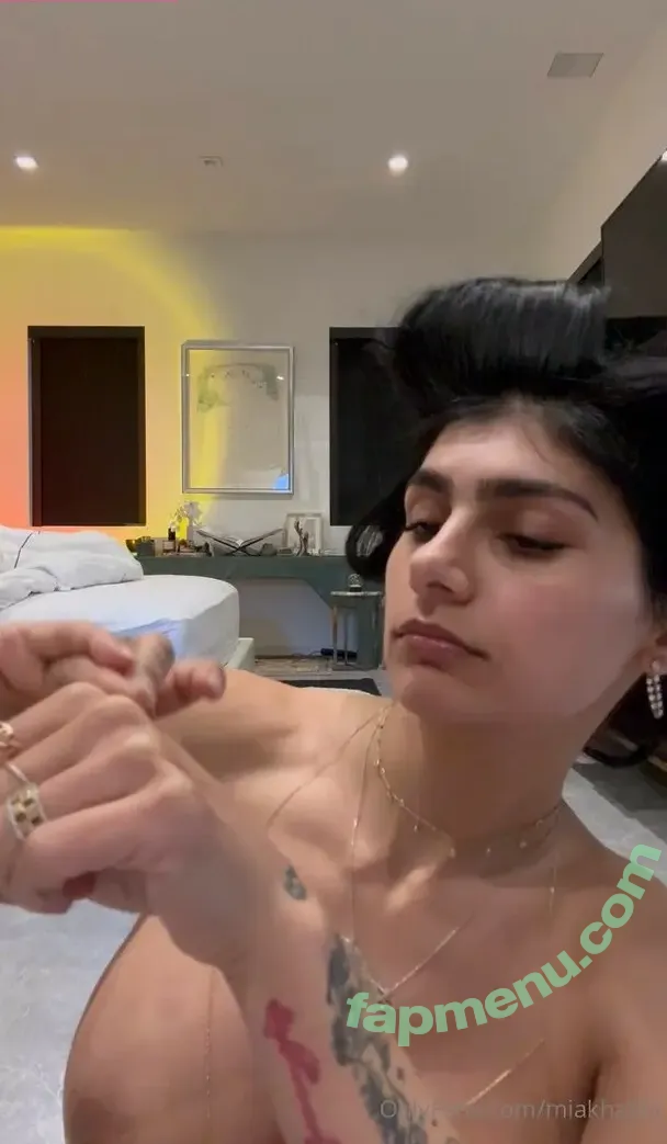Mia Khalifa nude photo #0828 (miakhalifa)