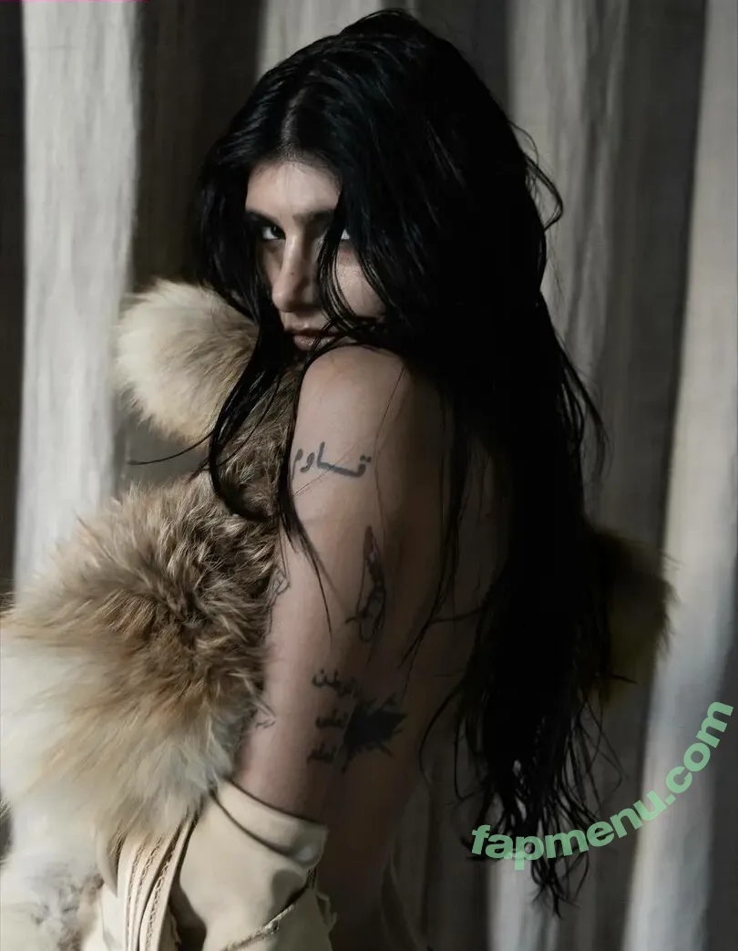 Mia Khalifa nude photo #0883 (miakhalifa)