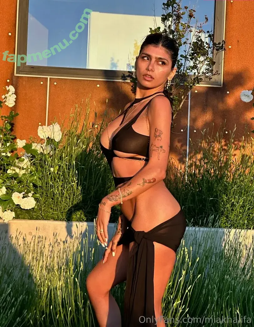 Mia Khalifa nude photo #0913 (miakhalifa)