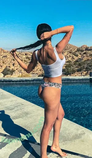 Mia Khalifa / miakhalifa nude photo #1090