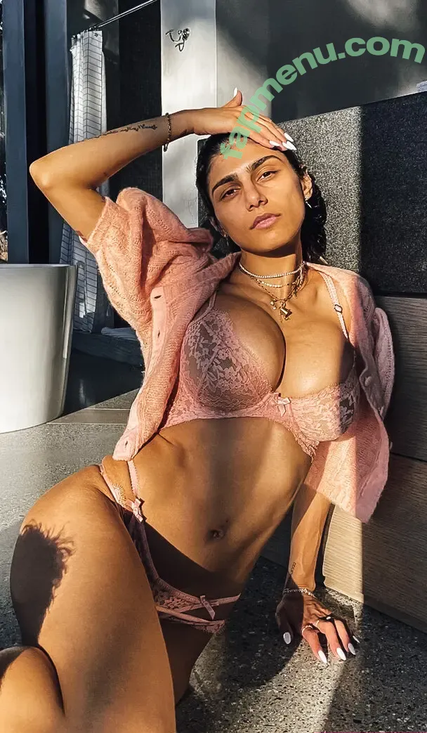 Mia Khalifa nude photo #1051 (miakhalifa)