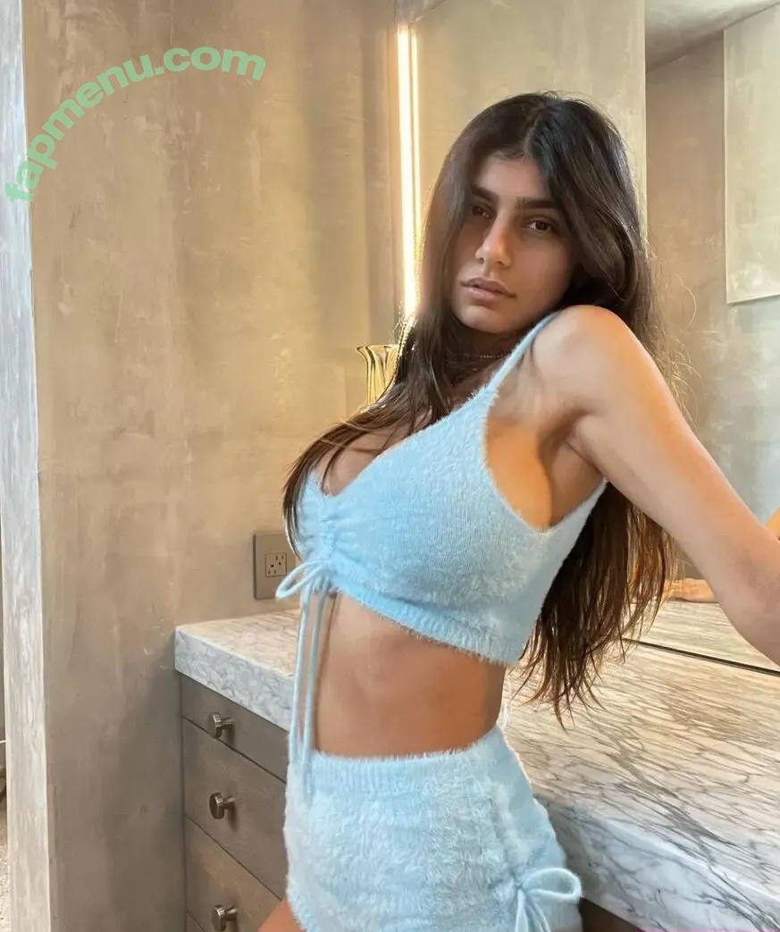 Mia Khalifa nude photo #1280 (miakhalifa)