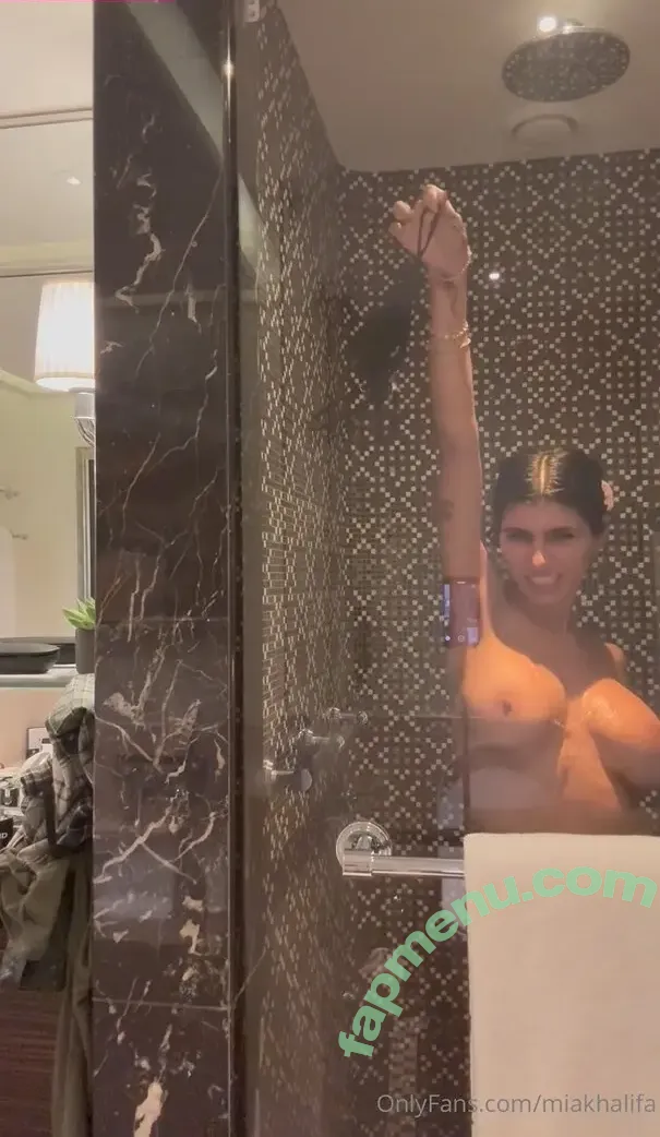 Mia Khalifa nude photo #1410 (miakhalifa)