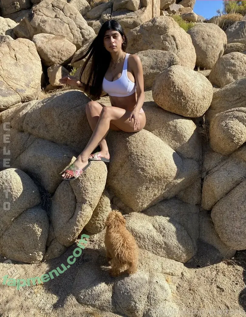 Mia Khalifa nude photo #1457 (miakhalifa)