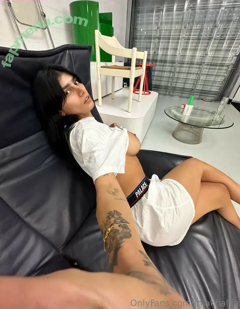 Mia Khalifa nude photo #1499 (miakhalifa)
