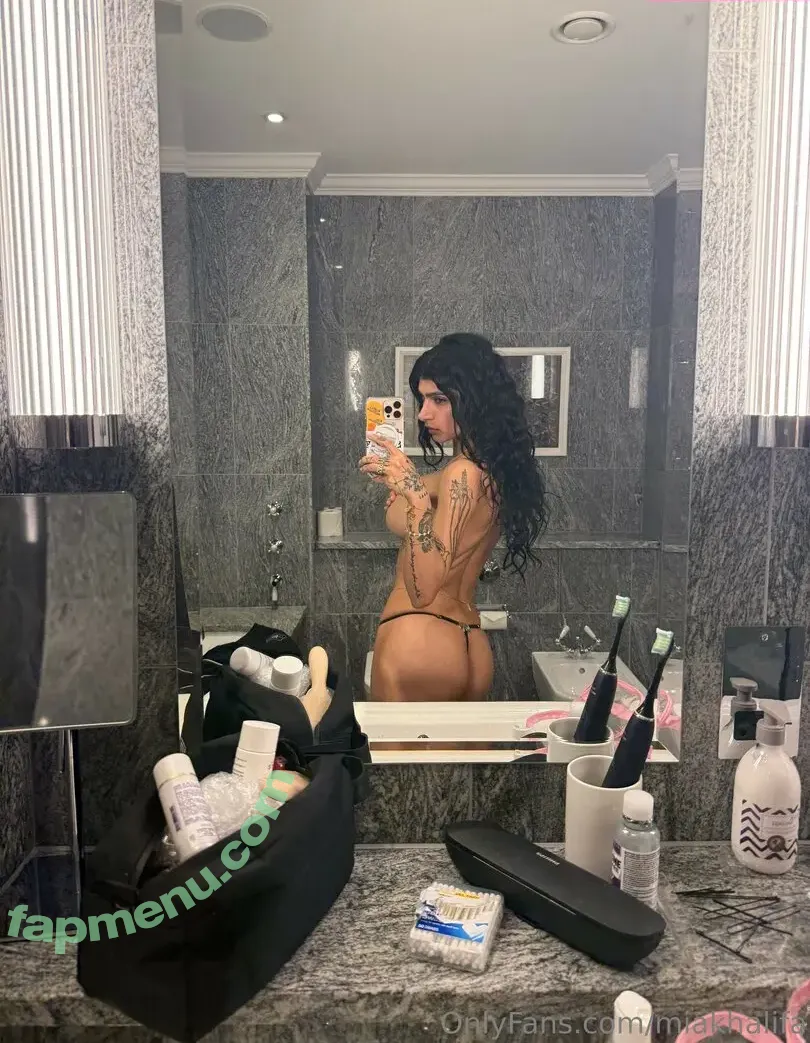 Mia Khalifa nude photo #1525 (miakhalifa)