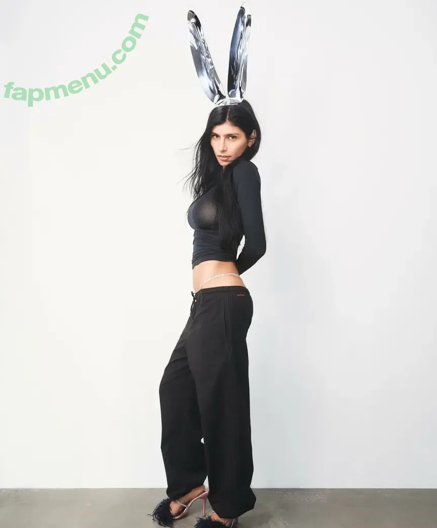 Mia Khalifa nude photo #1565 (miakhalifa)