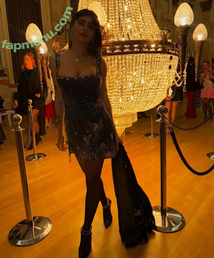 Mia Khalifa nude photo #1579 (miakhalifa)