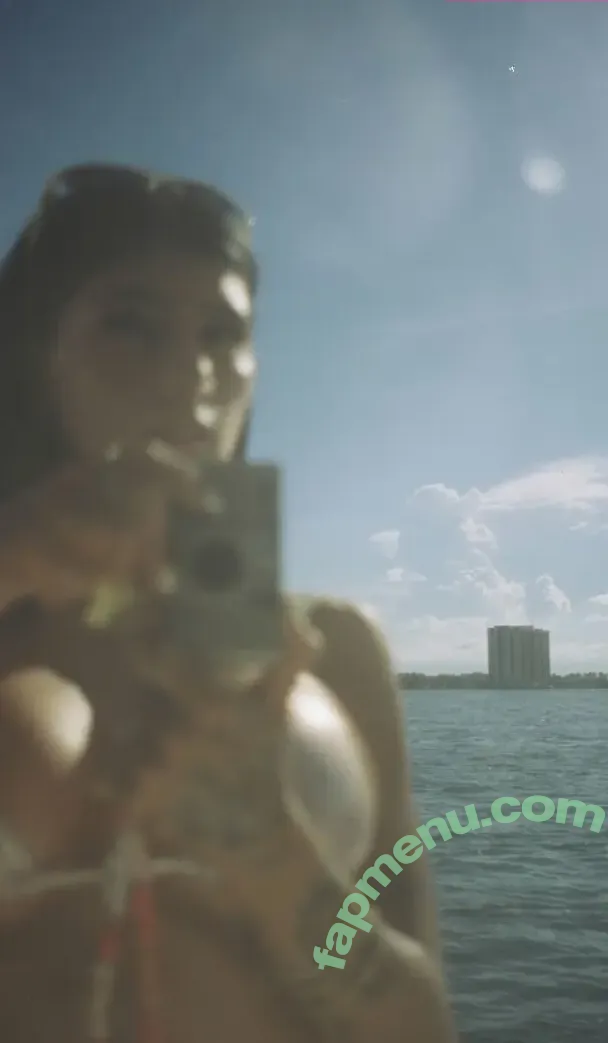 Mia Khalifa nude photo #1583 (miakhalifa)