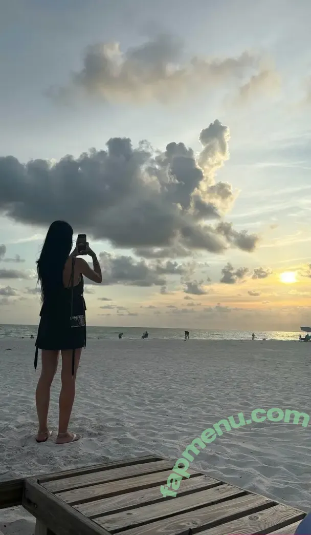 Mia Khalifa nude photo #1591 (miakhalifa)