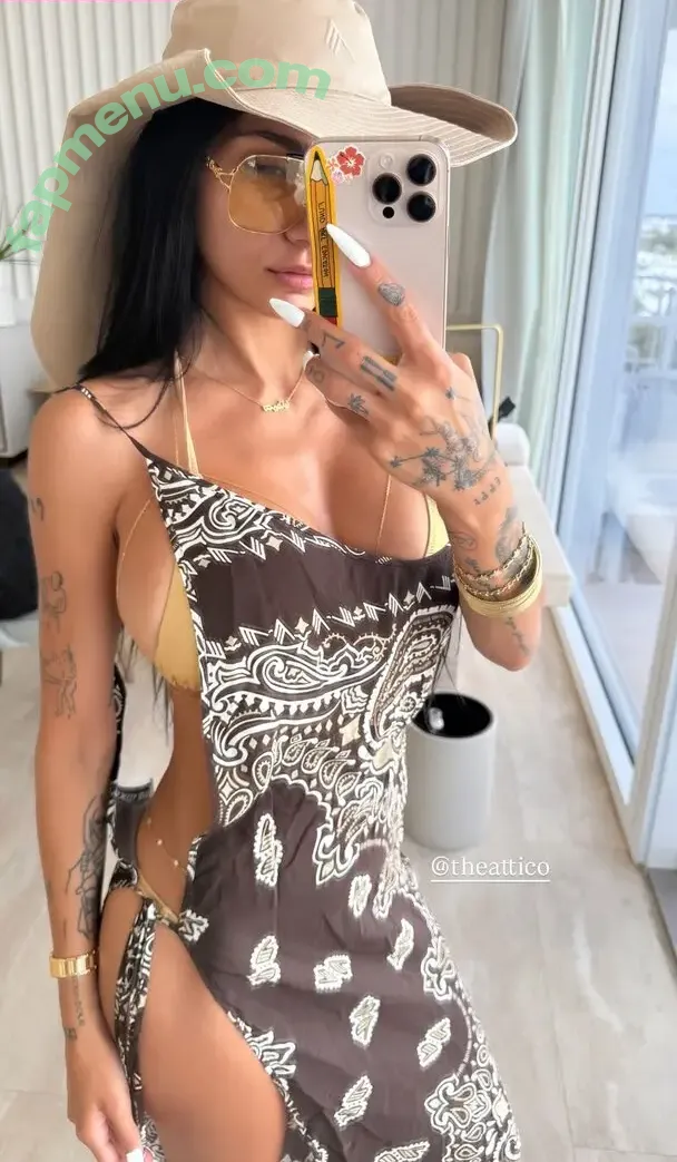 Mia Khalifa nude photo #1593 (miakhalifa)