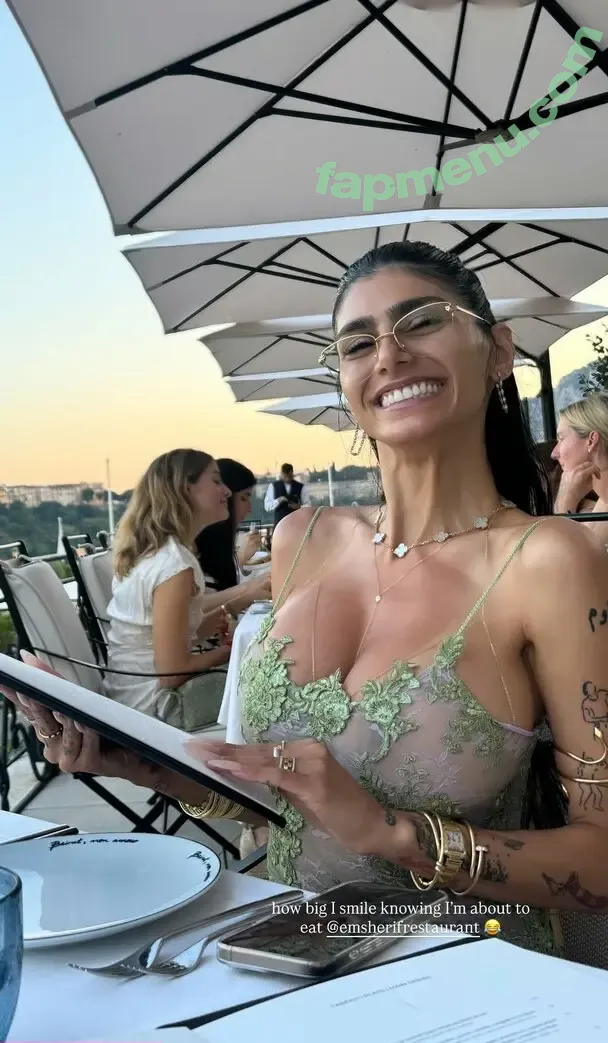 Mia Khalifa nude photo #1601 (miakhalifa)