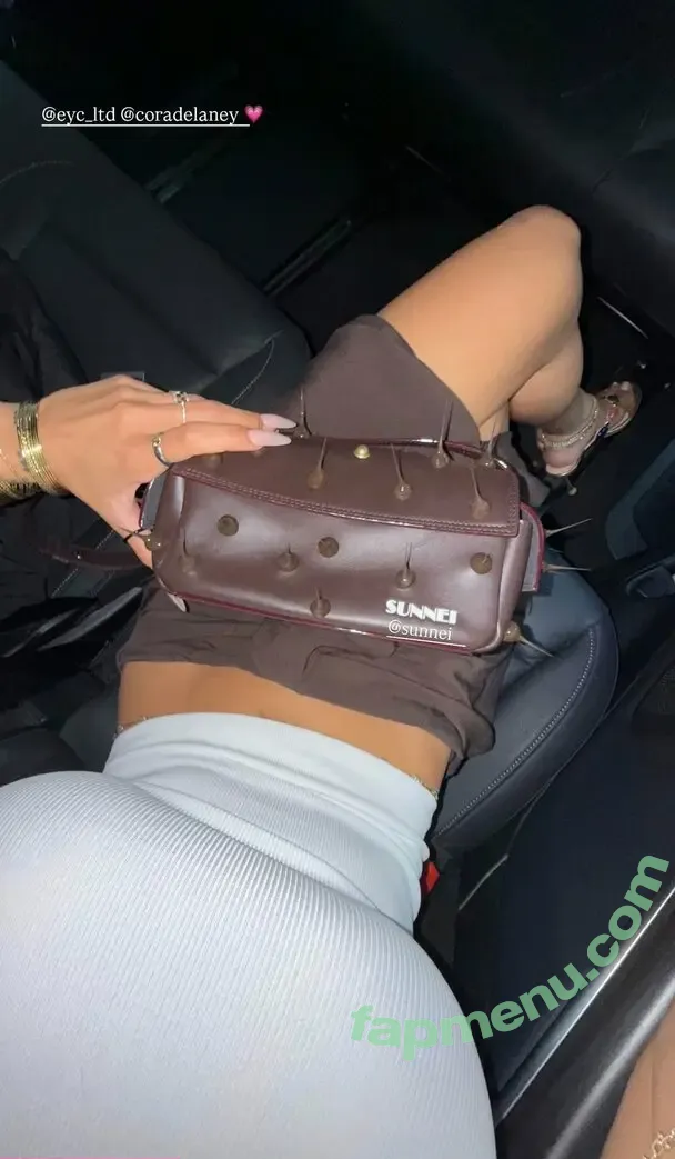 Mia Khalifa nude photo #1609 (miakhalifa)