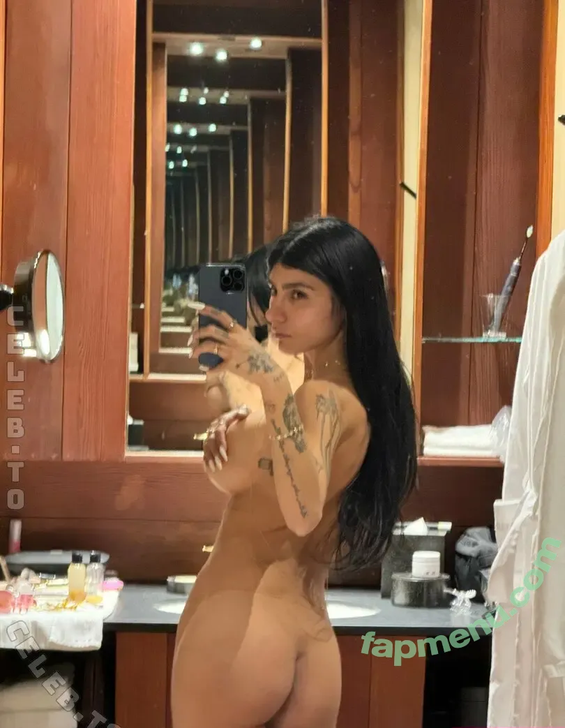 Mia Khalifa nude photo #1620 (miakhalifa)