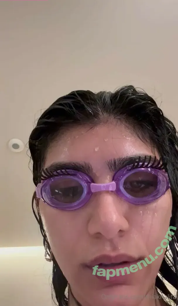 Mia Khalifa nude photo #1655 (miakhalifa)