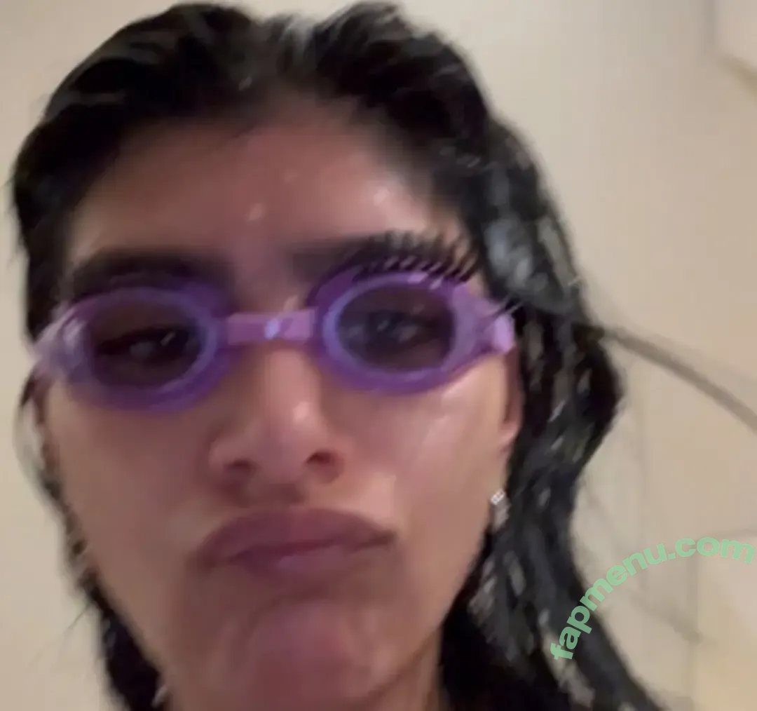 Mia Khalifa nude photo #1674 (miakhalifa)