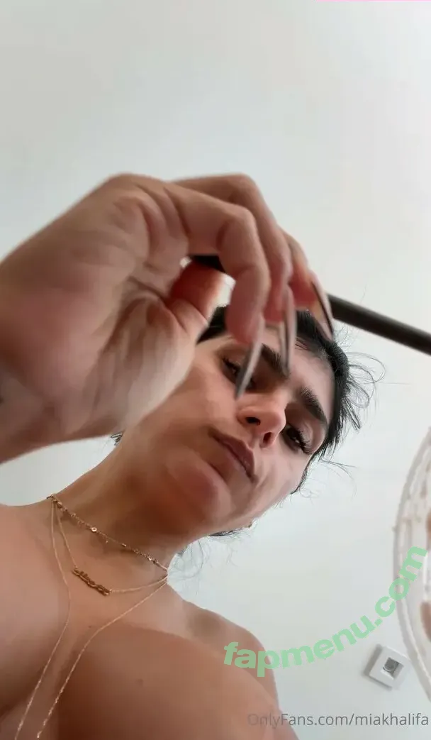 Mia Khalifa nude photo #1737 (miakhalifa)