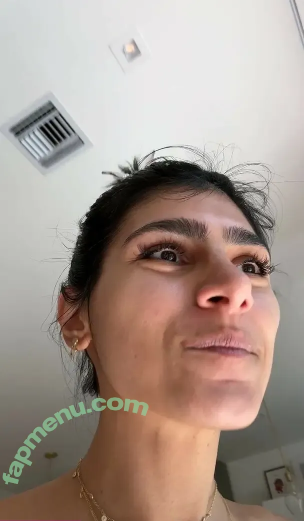 Mia Khalifa nude photo #1738 (miakhalifa)
