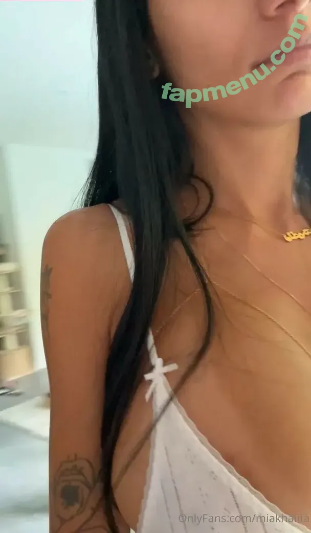 Mia Khalifa nude photo #1863 (miakhalifa)