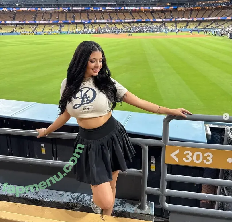 mia_krystal nude photo #0014 (mia_krystal)