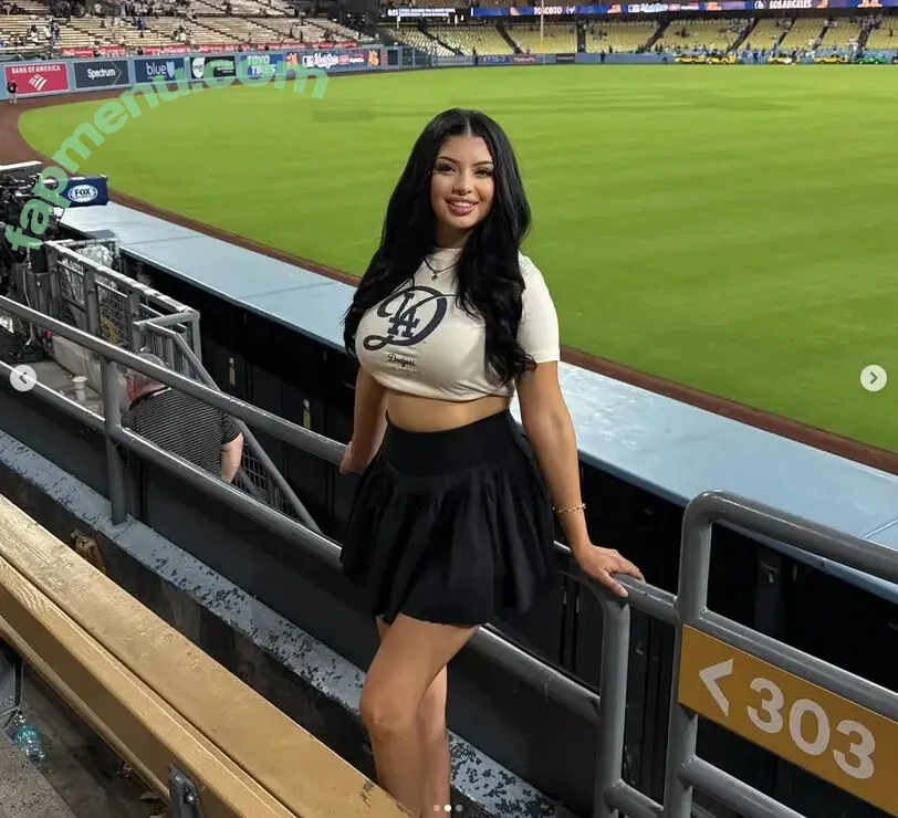 mia_krystal nude photo #0015 (mia_krystal)