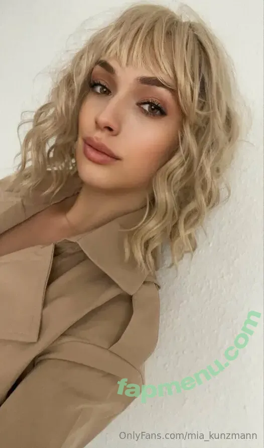 mia_kunzmann nude photo #0001 (mia_kunzmann)