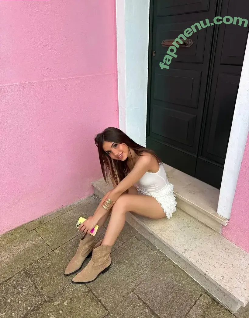 Mia Lobosco nude photo #0014 (mialobosco)