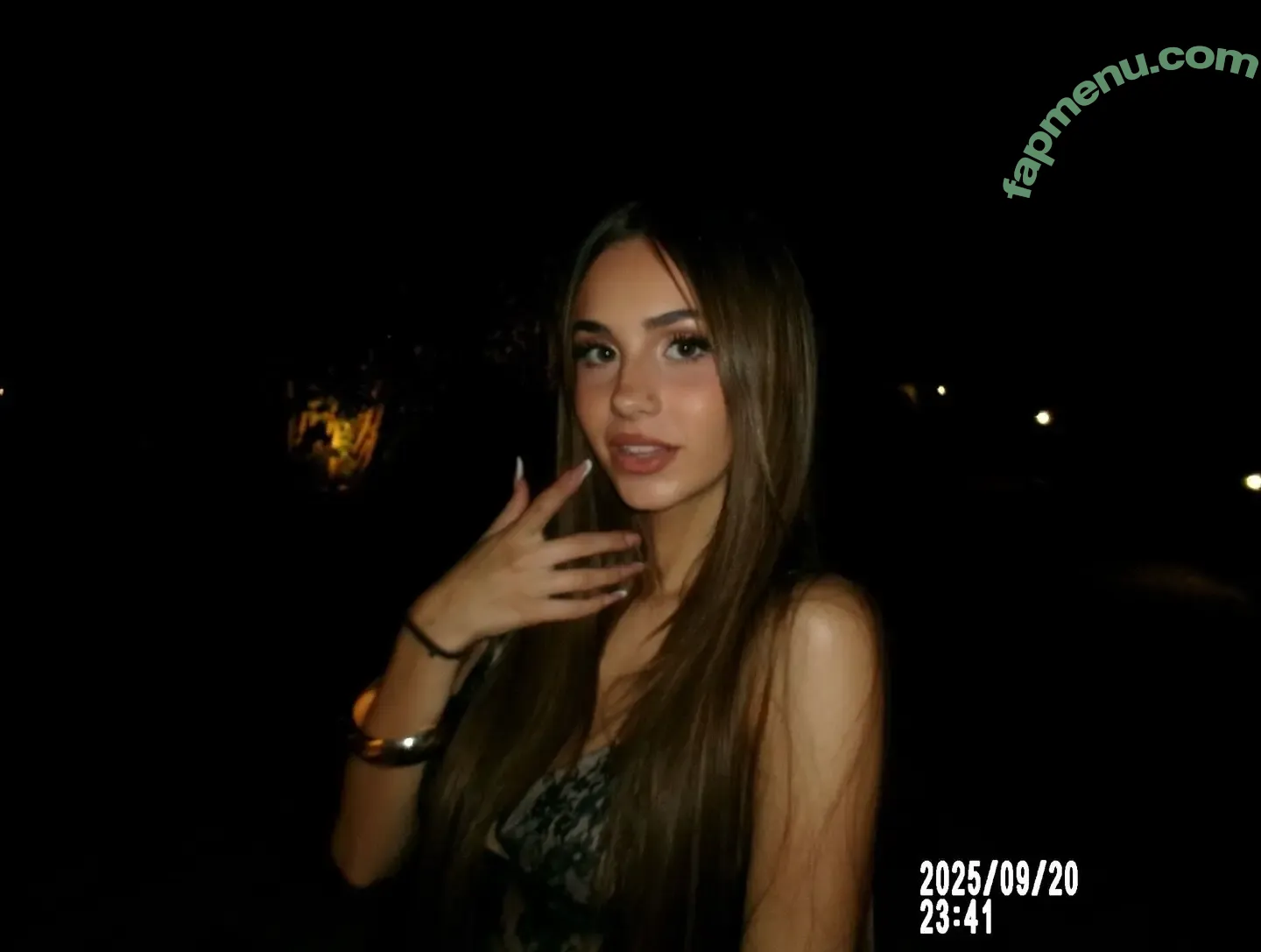 Mia Lobosco nude photo #0024 (mialobosco)